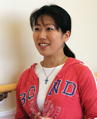 川野悌子